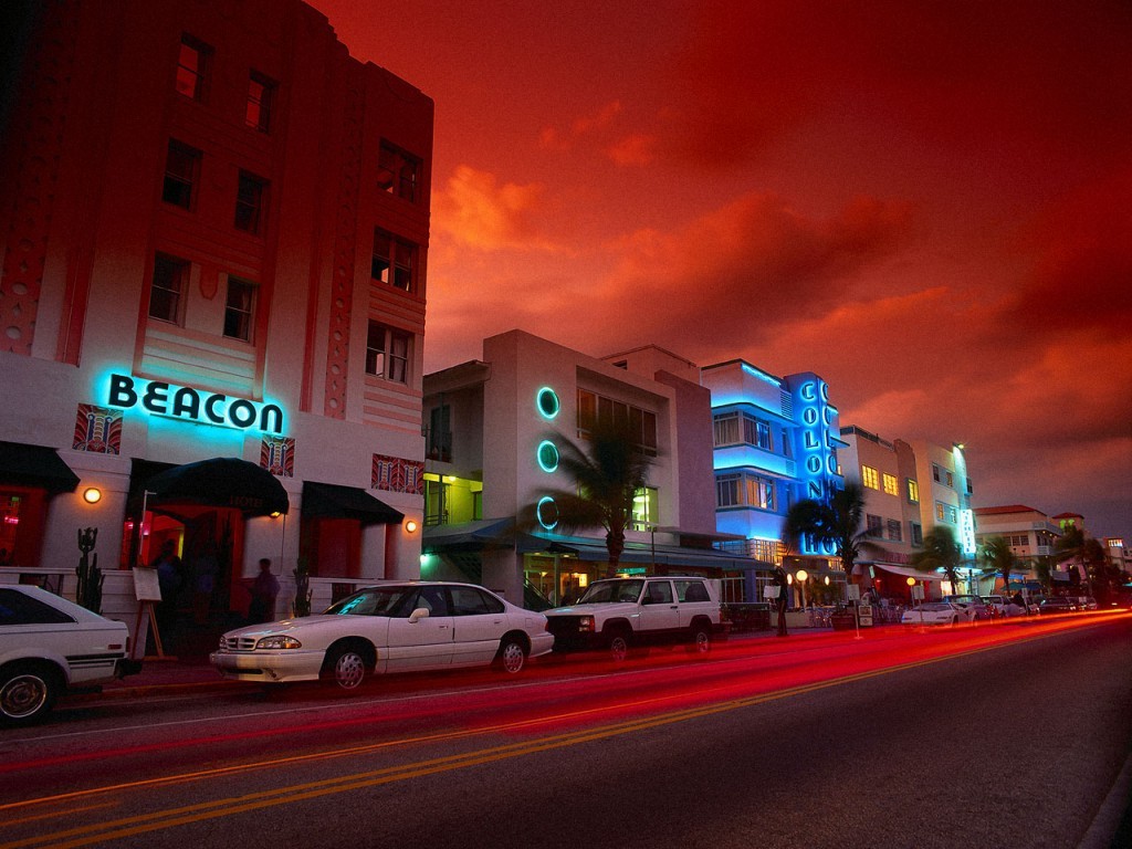 Miami_Beach_night